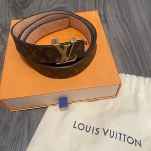 Louis Vuitton women’s belt